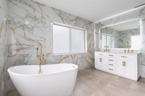 1001 NE 86th St, Miami FL - photo 22 of 45