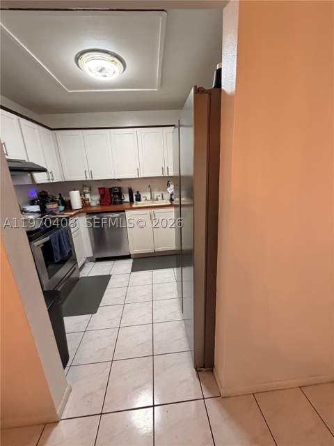 16851 NE 23rd Ave B304, North Miami Beach FL - photo 10 of 20