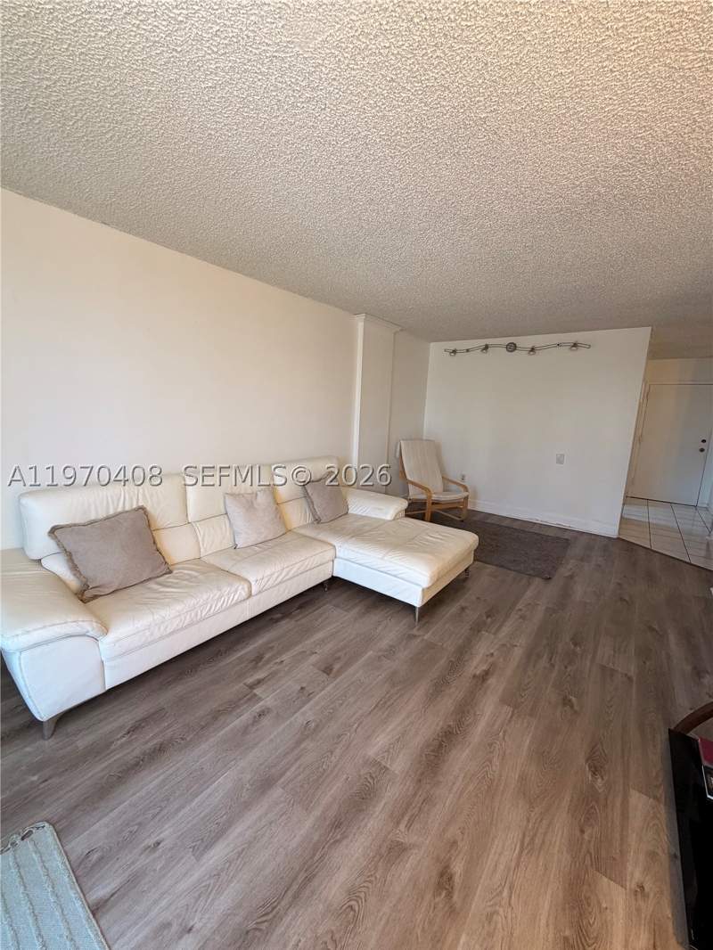 2 bedroom Condominium at 16851 NE 23rd Ave B304, Woodside Apts Condo, North Miami Beach — photo 2