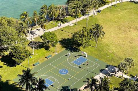 2020 N Bayshore Dr 3102, Miami FL - photo 12 of 67
