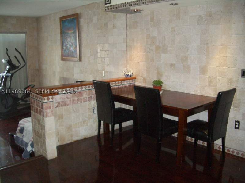 2 bedroom Condominium at 10900 SW 104th St 324, The Berkeley Condo, Miami — photo 3