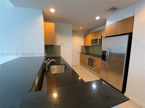 1060 Brickell Ave 3105, Miami FL - photo 9 of 13