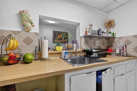 9678 Fontainebleau Blvd 410, Miami FL - photo 14 of 35