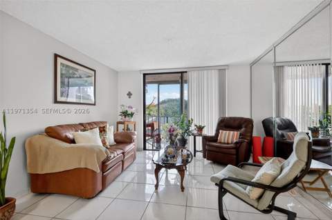 9678 Fontainebleau Blvd 410, Miami FL - photo 8 of 35