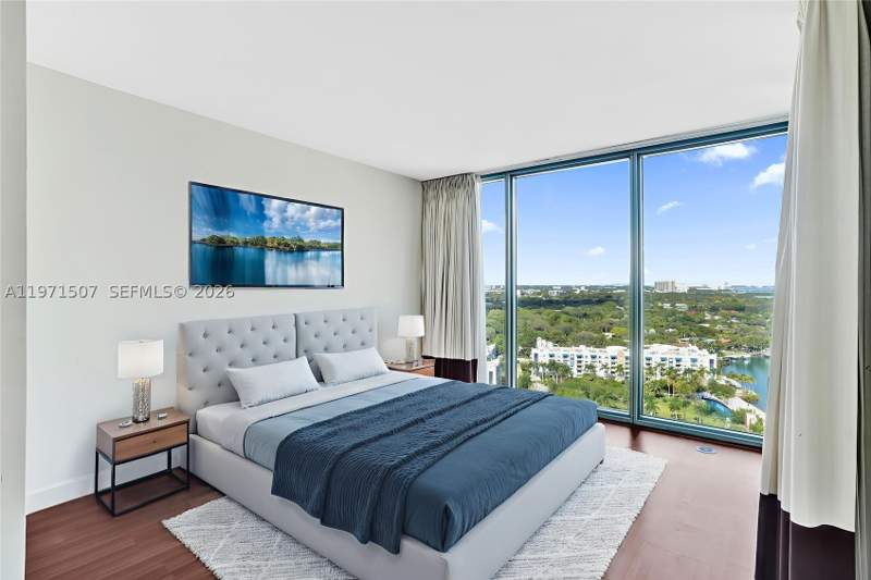 1 bedroom Condominium at 601 NE 36th St 1908, Blue Condo, Miami — photo 2