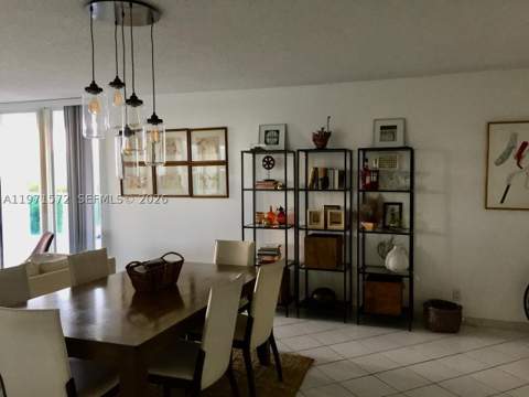100 Bayview Dr 516, Sunny Isles Beach FL - photo 18 of 43