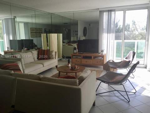 100 Bayview Dr 516, Sunny Isles Beach FL - photo 20 of 43