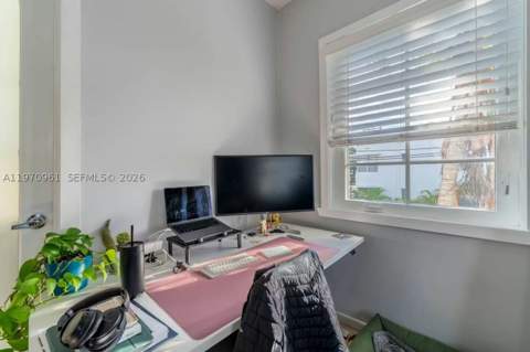 1061 Michigan Ave 4, Miami Beach FL - photo 14 of 22