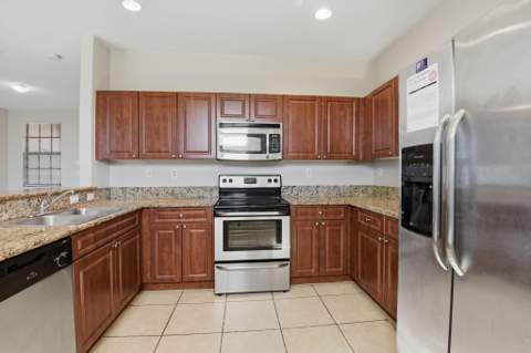 457 SE 37th Place 457, Homestead FL - photo 8 of 33