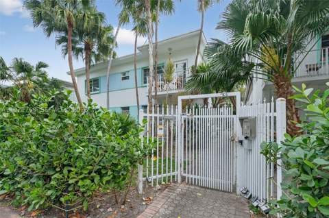 911 Meridian Ave 106, Miami Beach FL - photo 21 of 24