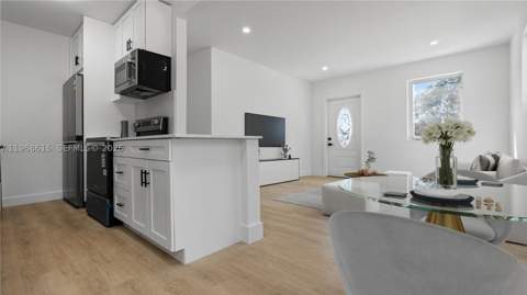 1735 NW 126th St, Miami FL - photo 6 of 34