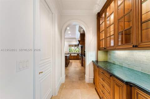 6025 SW 108th St, Pinecrest FL - photo 8 of 31