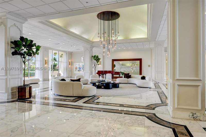 2 bedroom Condominium at 5600 Collins Ave 7Y, 5600 Condo, Miami Beach — photo 2