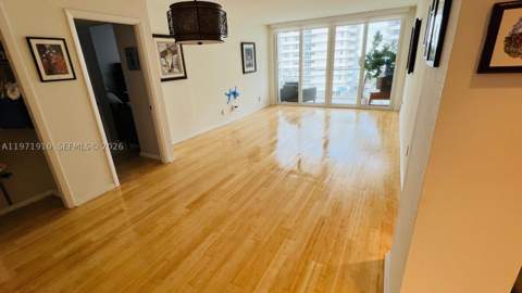 5600 Collins Ave 7Y, Miami Beach FL - photo 6 of 30