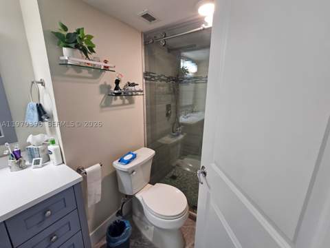 300 Bayview Dr 2101, Sunny Isles Beach FL - photo 11 of 20