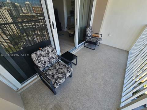 300 Bayview Dr 2101, Sunny Isles Beach FL - photo 17 of 20