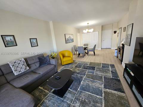 300 Bayview Dr 2101, Sunny Isles Beach FL - photo 6 of 20