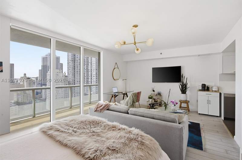 0 bedroom Condominium at 50 Biscayne Blvd 1909, 50 Biscayne Condo, Miami — photo 2