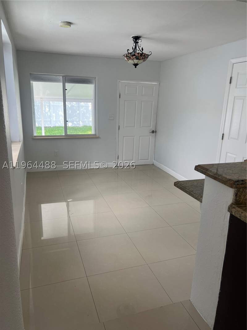 3 bedroom SingleFamilyResidence at 6823 SW 25th St, Central Manor Sec 1, Miami — photo 5