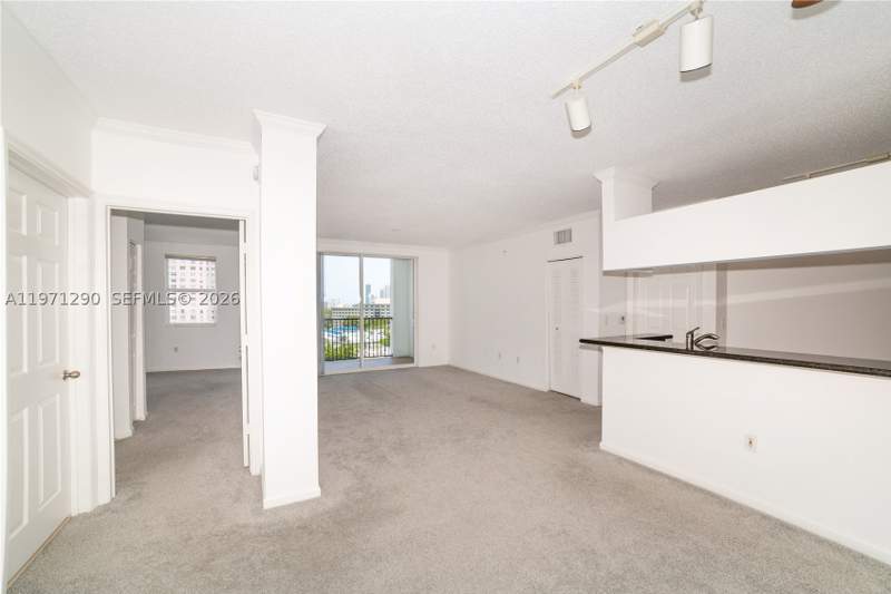 2 bedroom Condominium at 17150 N Bay Rd 2911, Porto Bellagio Condo, Sunny Isles Beach — photo 4