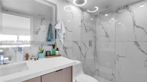 7601 E Treasure Dr 1011, North Bay Village FL - photo 16 of 44