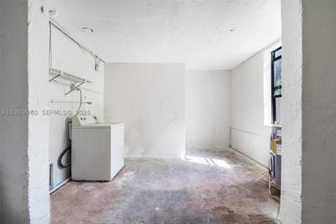 1523 NW 38th St, Miami FL - photo 14 of 61