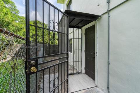 1523 NW 38th St, Miami FL - photo 19 of 61