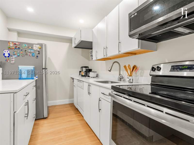 2 bedroom Condominium at 1251 NE 108th St 108, Harbour Pointe Of Miami C, Miami — photo 3