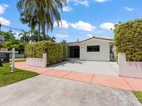 1221 Biarritz Dr, Miami Beach FL - photo 6 of 63