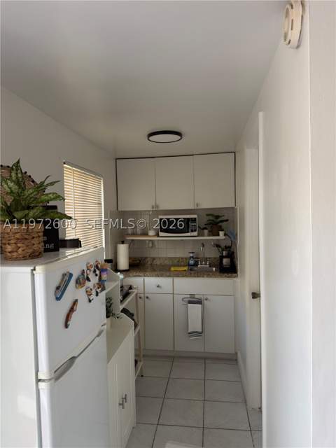 17221 NW 82nd Ave, Hialeah FL - photo 20 of 26