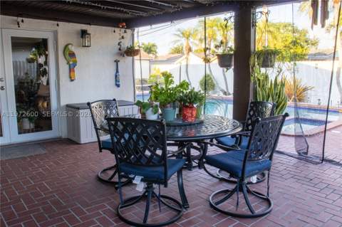 17221 NW 82nd Ave, Hialeah FL - photo 23 of 26