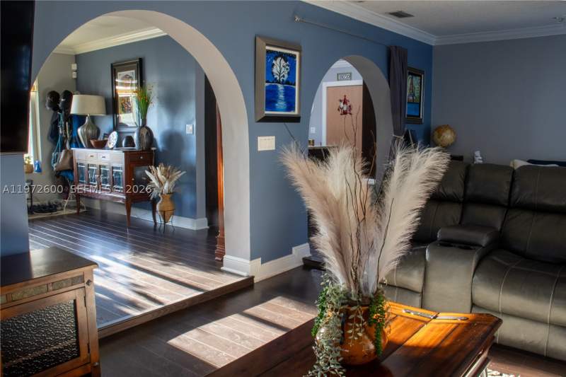 4 bedroom SingleFamilyResidence at 17221 NW 82nd Ave, Palm Springs North Sec C, Hialeah — photo 5