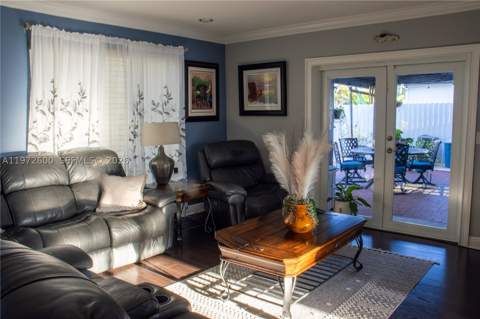 17221 NW 82nd Ave, Hialeah FL - photo 7 of 26