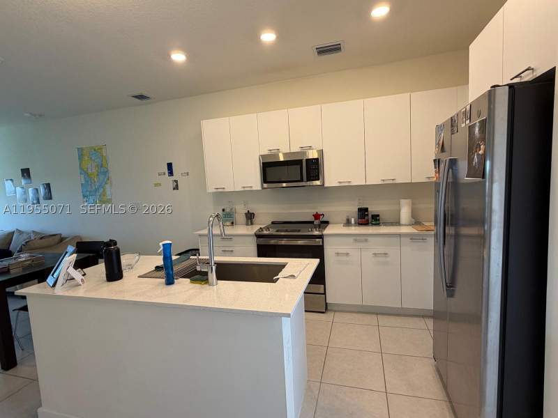 1 bedroom Condominium at 8001 NW 41st St F-310, Canarias East, Doral — photo 4