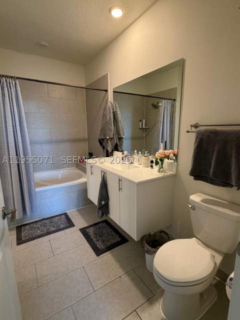 8001 NW 41st St F-310, Doral FL - photo 8 of 10