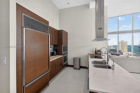 495 Brickell avenue 2201, Miami FL - photo 9 of 36