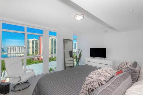400 Sunny Isles Blvd 1222 SE Corner Unit, Sunny Isles Beach FL - photo 23 of 57