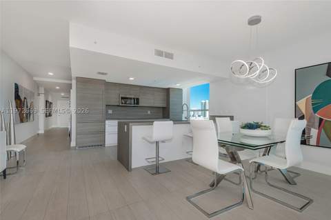 400 Sunny Isles Blvd 1222 SE Corner Unit, Sunny Isles Beach FL - photo 8 of 57