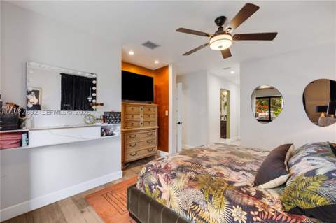 2421 NE 187th St, Miami FL - photo 21 of 45
