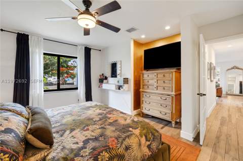 2421 NE 187th St, Miami FL - photo 22 of 45