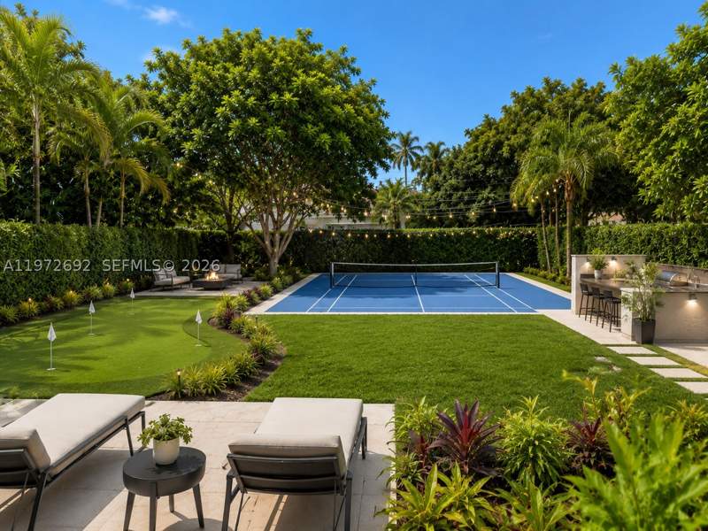 2 bedroom SingleFamilyResidence at 2421 NE 187th St, Bess Miller Sub, Miami — photo 3
