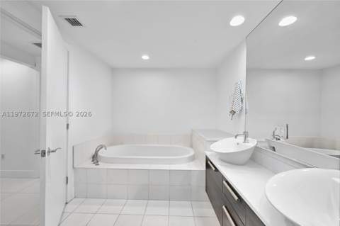 2950 NE 188th St 534, Aventura FL - photo 12 of 41