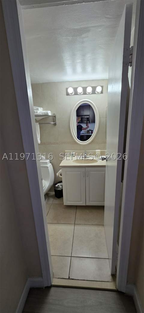 19201 Collins Ave 1011, Sunny Isles Beach FL - photo 7 of 14