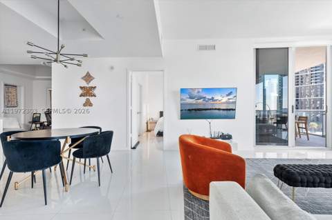 851 NE 1st Ave 1712, Miami FL - photo 19 of 82