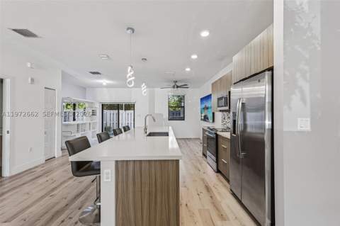 10455 NW 82nd St 4, Doral FL - photo 10 of 63