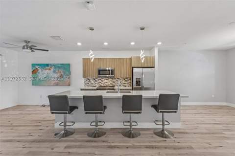 10455 NW 82nd St 4, Doral FL - photo 11 of 63