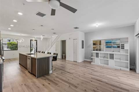 10455 NW 82nd St 4, Doral FL - photo 14 of 63