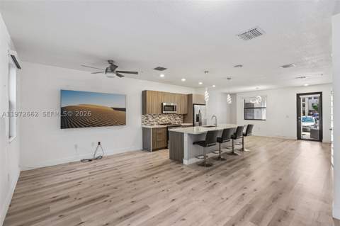 10455 NW 82nd St 4, Doral FL - photo 15 of 63