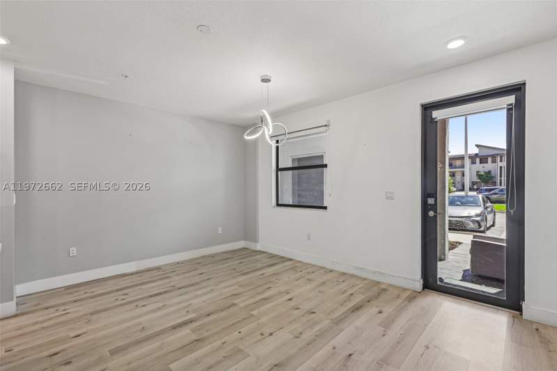 3 bedroom Condominium at 10455 NW 82nd St 4, Highland At Park Central, Doral — photo 4