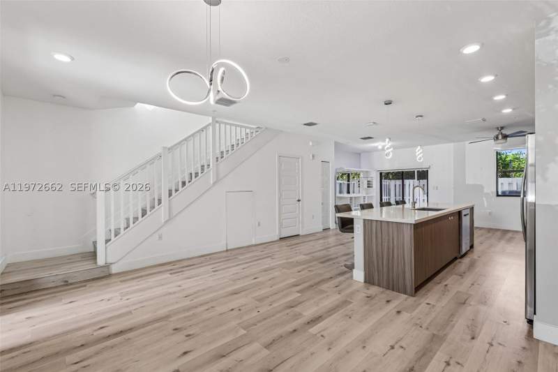 3 bedroom Condominium at 10455 NW 82nd St 4, Highland At Park Central, Doral — photo 5